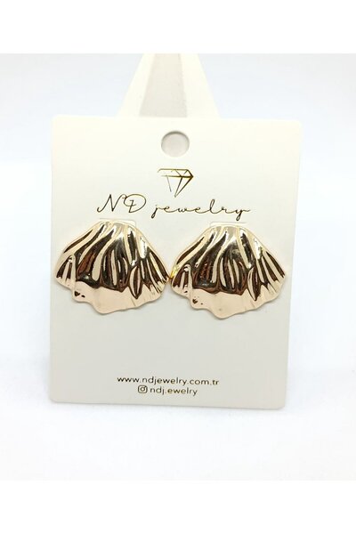 ndjewelry أقراط على شكل صدفة البحر باللون الذهبي