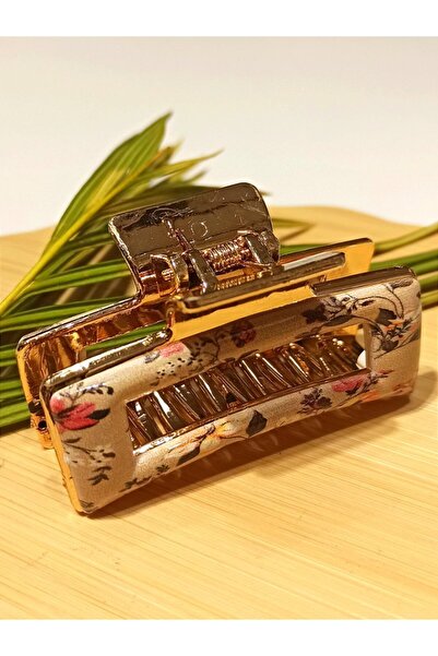 Monalisa Home Luxurious and Flamboyant Colored Clasp