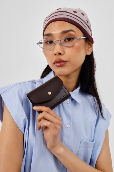 Shule Bags Γυναικείο πορτοφόλι Pico με κάλυμμα καφέ