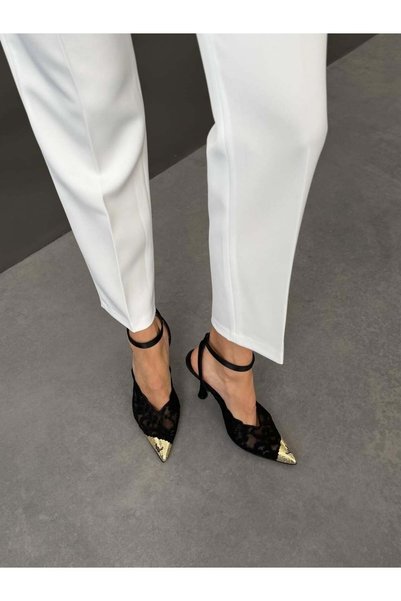 FUNDA AKIN Mi Luz Shoes Coco Lace Heeled Shoes