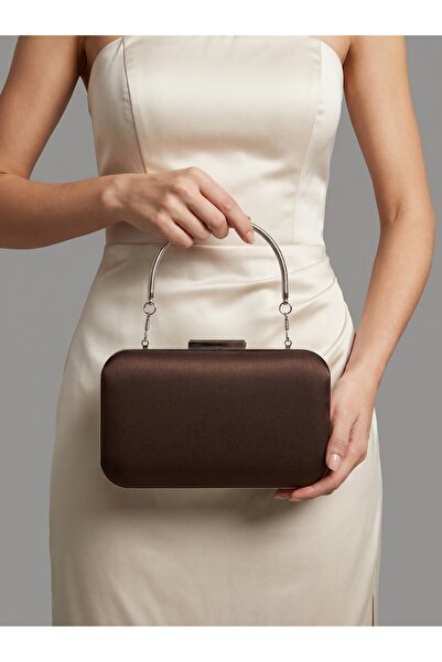 Biçanta Καφέ Ζ.Α.Ρ.Α. Σατέν Ασημί Λεπτομέρεια Κρυστάλλινη Πέτρινη Αλυσίδα Γυν...