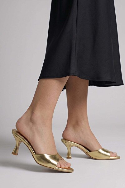 Modezya Μοργκάνα Χρυσό Μονόστενο Γυναικείο Βραχιόλι Παπούτσι με τακούνι