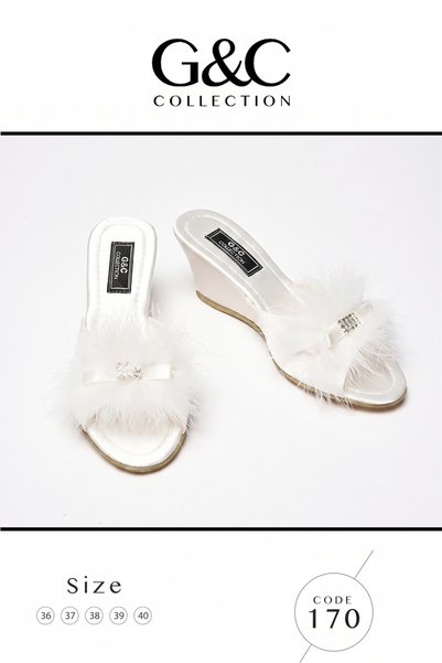 STYLE G&C COLLECTION Women's Ecru Bridal Slippers