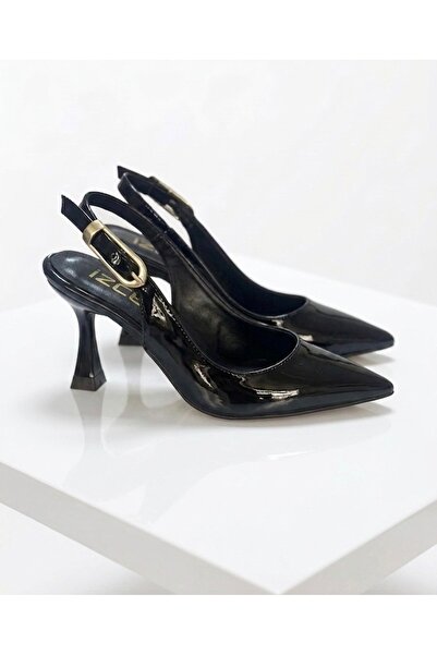 İZCE MODA Γυναικείο λουστρίνι με μυτερό τακούνι με λουράκι στον αστράγαλο