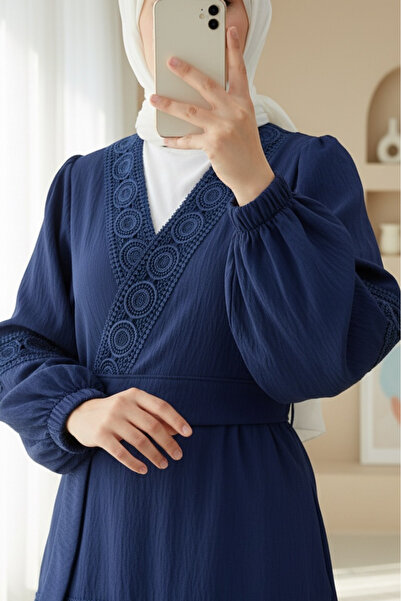 Modamorfo Σετ με δαντελένια λεπτομέρεια, δεμένα λουράκια, ελαστικό μανίκι και...