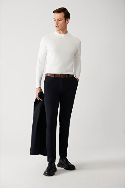 Avva Pánske tmavomodré vodoodpudivé nohavice zo 360-stupňovej flexibilnej tka...