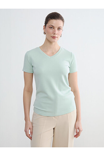 LC Waikiki Nevavm with Difference V-Neck Soft Touch Women's T-Shirt