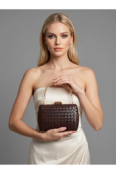 Biçanta Καφέ με χρυσές λεπτομέρειες B.O.T.T.E.G.A Χειροποίητη δερμάτινη τσάντ...