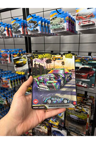 HOT WHEELS NISSAN SKYLINE GT-R (R32) PANDEM