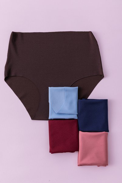 SATENIA LINGERIE Women's High Waist Seamless Laser Cut Lycra 5-Pack Panties