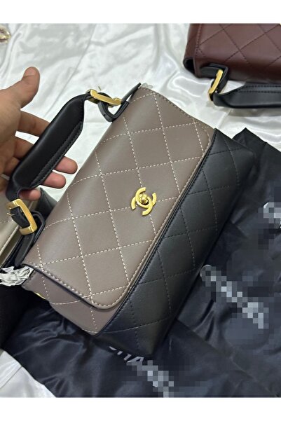 Generic Handbag and shoulder bag, high quality material, with accessories