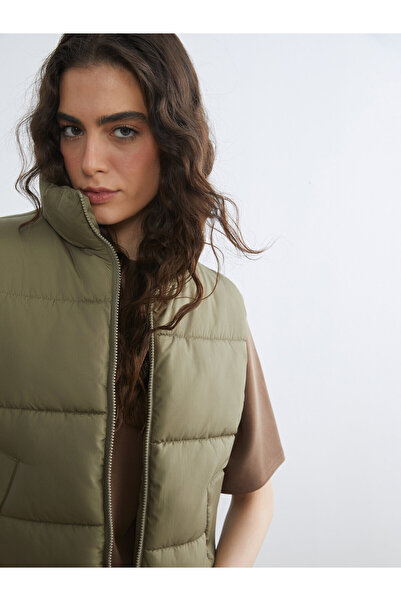 LC Waikiki Mock Neck Women's Puffer Gilet