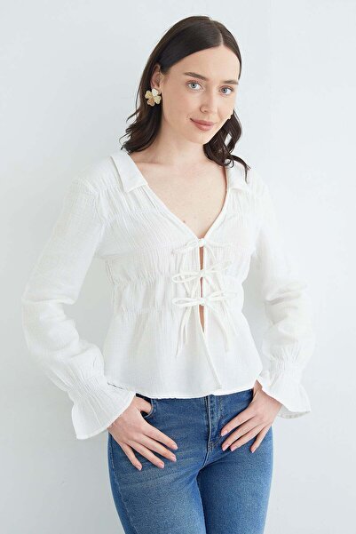 Fulla Moda Μπλούζα από ύφασμα μουσελίνας με δέσιμο μπροστά και σχέδιο γκιπέλι