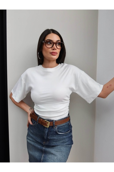 ESRAHELVACI Μπλουζάκι Crop με σούρες στο πλάι