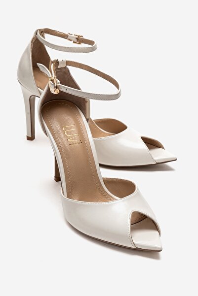 LuviShoes Γυναικεία παπούτσια με λεπτό τακούνι DONA Ecru Skin