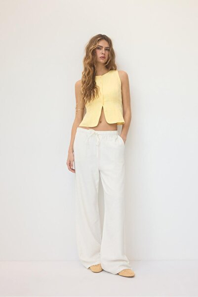 Stradivarius Düğmeli yelek