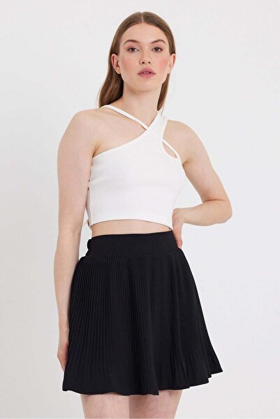 QUHOX Woman's Strappy Crop Camisole Ecru