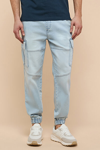 R&B Solid Cargo Jeans with Button Closure