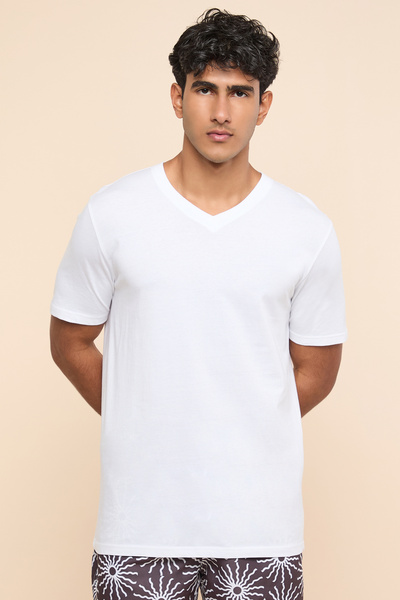 R&B Solid T-Shirt with V-Neck and Short Sleeves