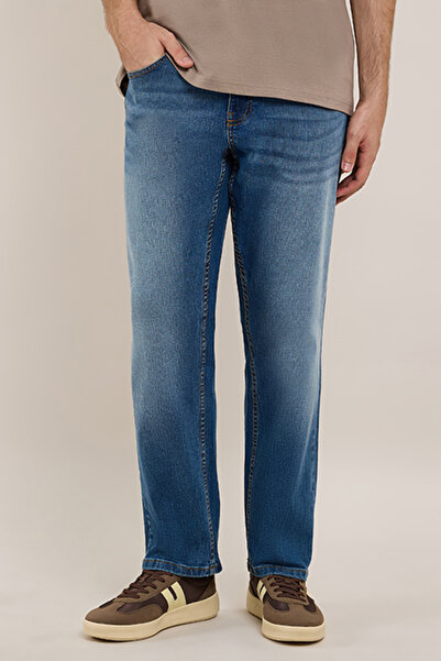 R&B Faded Straight Fit Jeans with Button Closure