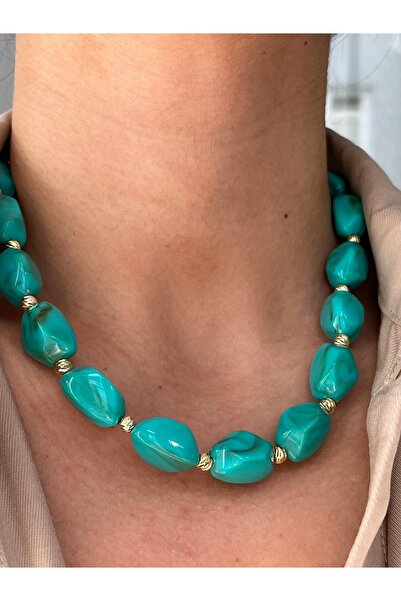 Twinssis Accessories قلادة أكريليك أنيقة تبدو كالحجر الطبيعي