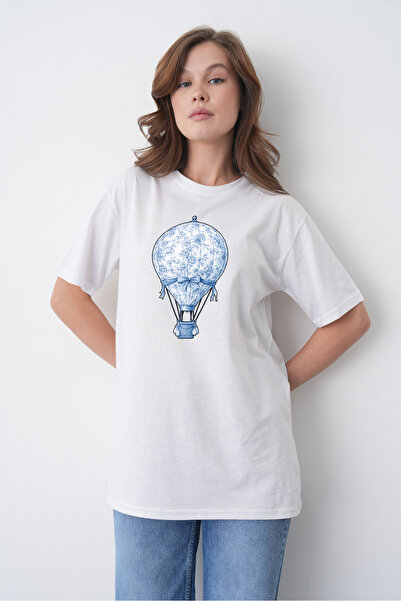 TREND EMMODA Tricou alb cu gât rotund, cu imprimeu cu baloane zburătoare, alb...