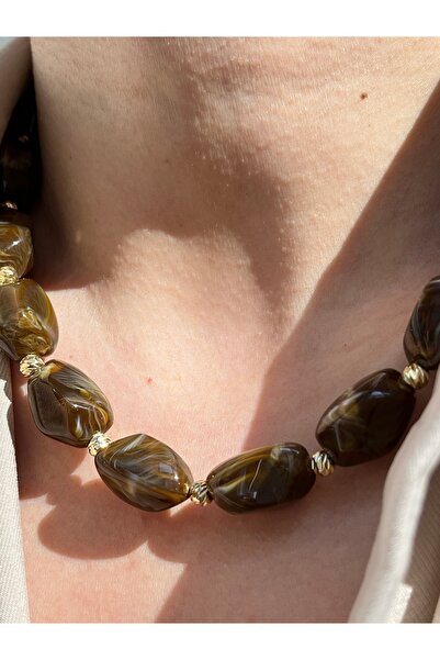 Twinssis Accessories Stylish Acrylic Necklace with Natural Stone Look