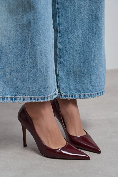 NİŞANTAŞI SHOES Γυναικείο στιλέτο Lunara μπορντό με ρουστίκ σχέδιο και μυτερή...