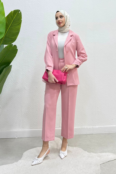 Tesettür Diyarı Γυναικείο Σετ Μπλέιζερ Παντελόνι με Χιτζάμπ - Ροζ