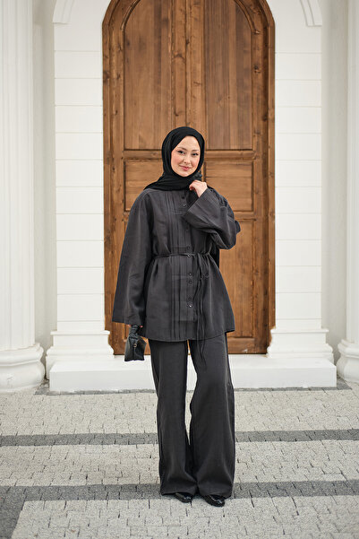 LOCCO Γυναικείο κοστούμι με λεπτομέρειες και δέσιμο στη μέση, ανθρακί