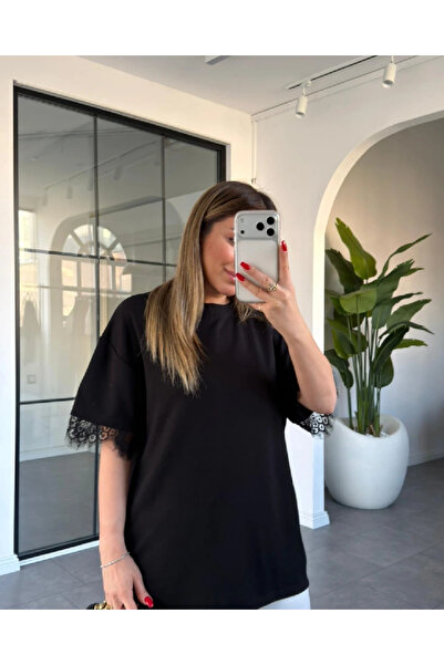 Look Kadıköy Kadın Sırt Dantel Detaylı Bisiklet Yaka Düz Basic Rahat Kalıp T-shirt