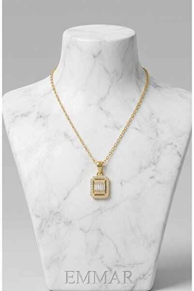 Butik EMMAR 316L Paslanmaz Çelik Gold Baget Figürlü Işıltılı Kadın Kolye