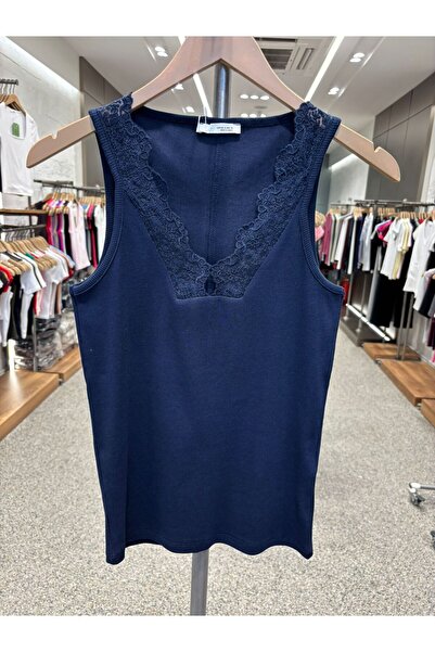 IŞILDA FASHION Δαντελένια μπλούζα με λαιμόκοψη Işılda