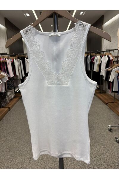 IŞILDA FASHION Δαντελένια μπλούζα με λαιμόκοψη Işılda