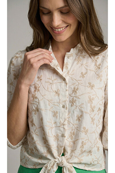 Vardis Women's Süzene Worked Italian Judge Collar Three Quarter Sleeve 100% C...