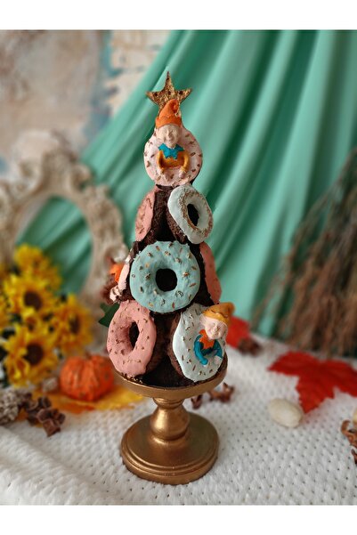 "Tatlı Düşler" Donut ve Elf Temalı El İşçiliği Dekoratif Kule