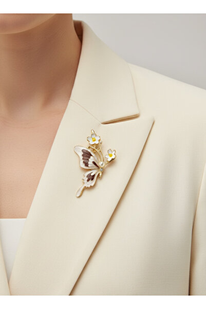 Cream and Brown - Pearl and Daisy Detailed Butterfly Brooch