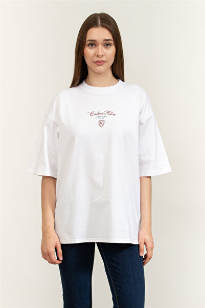 Calvin Klein Kısa Kollu Oversize CK NY Kadın Beyaz T-shirt LV047E232G-YAA
