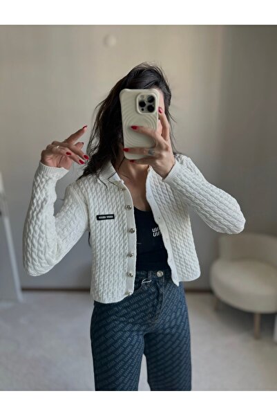 MoyStore White Embroidered Thick Knitted Cardigan