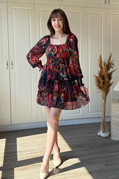 Dilay Gökoğlu Butik Φόρεμα με σιφόν με κοντό σχέδιο και βολάν σε στρώσεις