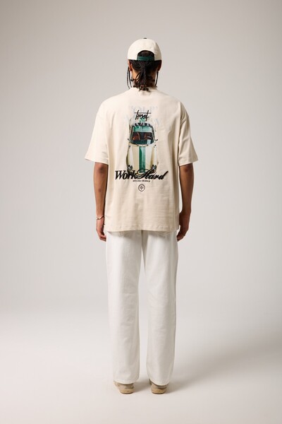 2512 Clothing Old Money Porsche Sırt Baskılı T-shirt