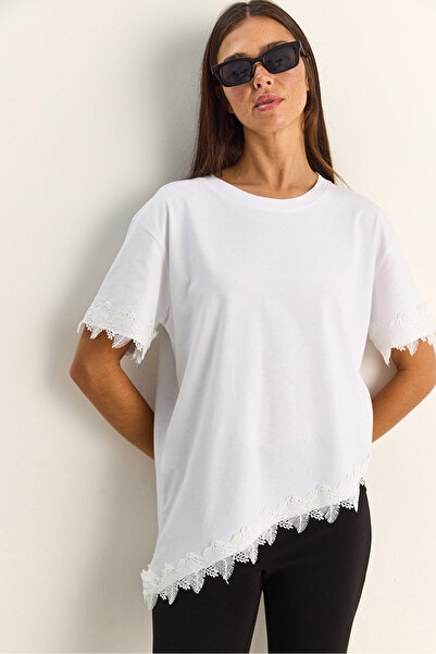 Bianco Lucci Women's Crew Neck Lace Detailed Asymmetrical Cut Oversize T-Shir...