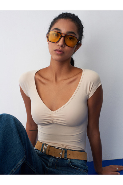 Dilvin T-Shirt - Μπεζ - Κανονική εφαρμογή