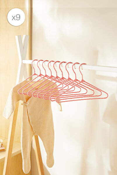 Ocean Home Textile Σετ 9 τεμαχίων ροζ υφασμάτινες μεταλλικές κρεμάστρες ρούχω...