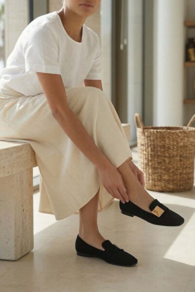 Stilbagshoes حذاء بابيت نسائي من PAULA YAN بتفاصيل مشبك باللون الأسود