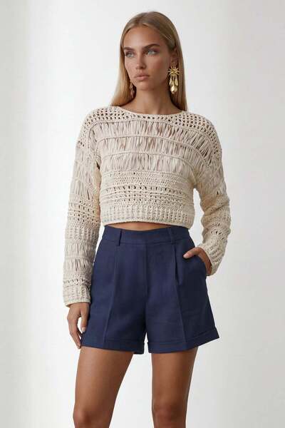 Trend Alaçatı Stili Μπλε νυχτερινό λινό σορτς με διπλές τσέπες και διπλό πόδι...