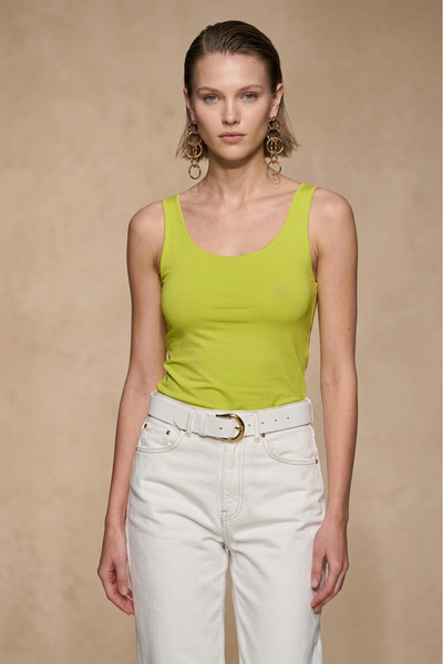 MELA ROSSA Γυναικεία Αμάνικη Μπλούζα από Ύφασμα Sandy με Πράσινη Επένδυση και...