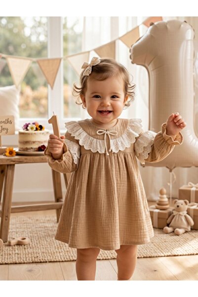 Cherrys Bebek Dantel Detaylı Kız Bebek Müslin Elbisesi