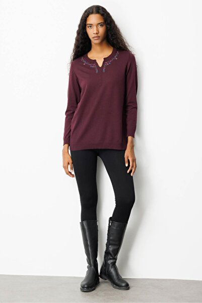 Desen Γυναικεία μπλούζα με λαιμόκοψη σε σχήμα Ο και κέντημα λουλουδιών