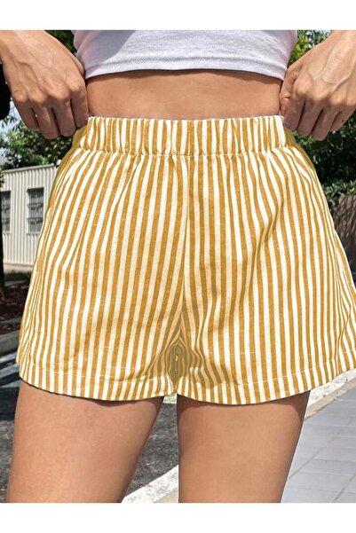 LOUİSA Shorts & Bermudas - Yellow - Elastic